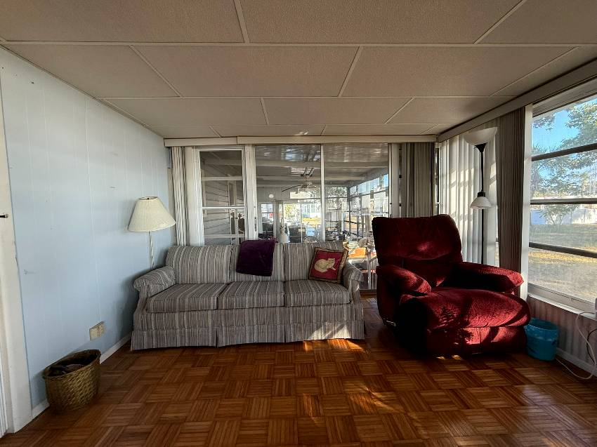 562 Bayshore Dr a Ellenton, FL Mobile or Manufactured Home for Sale